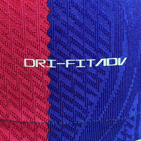 Nike FC Barcelona 2023/24 Match Home
Men's Nike Dri-FIT ADV Soccer Jersey Size M - Picture 12 of 16